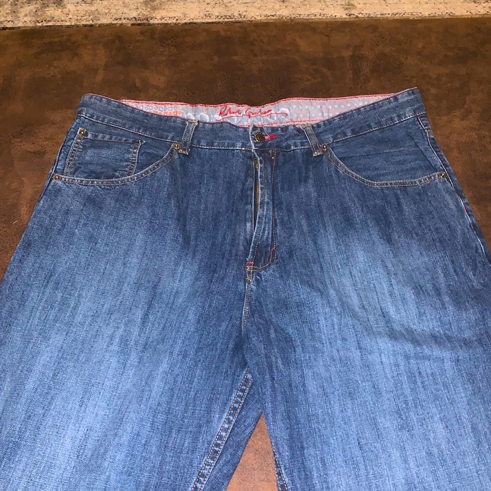 Robert Graham Size 38 100% cotton relaxed jean